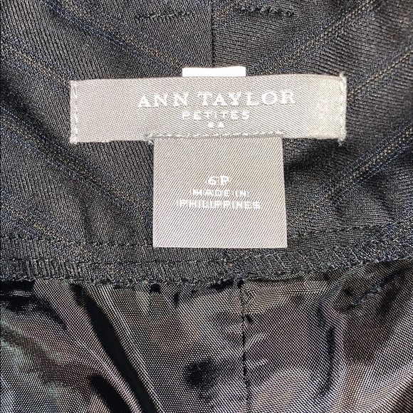 Ann Taylor | Petites Trousers Size 6P - Picture 6 of 6